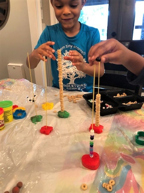 10 Awesome Fine Motor Activities Preschoolers Will Love